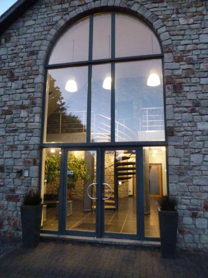 Oxygen House, Holiday And Team Building 오피파트 외부 사진